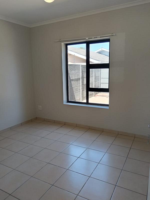 To Let 3 Bedroom Property for Rent in Bellville Western Cape